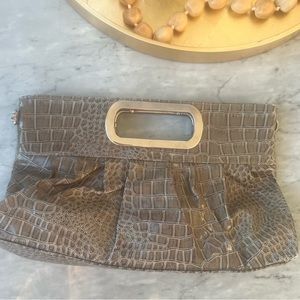 Grey clutch